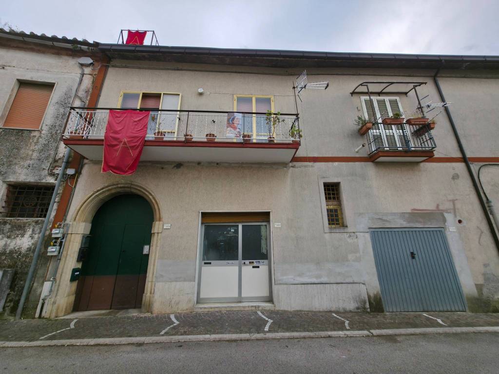 appartamento in vendita a Solofra in zona Sant'Agata Irpina