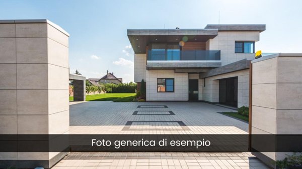casa indipendente in vendita a Solofra