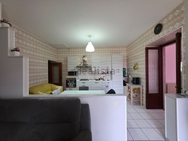 appartamento in vendita a Solofra in zona Sant'Agata Irpina