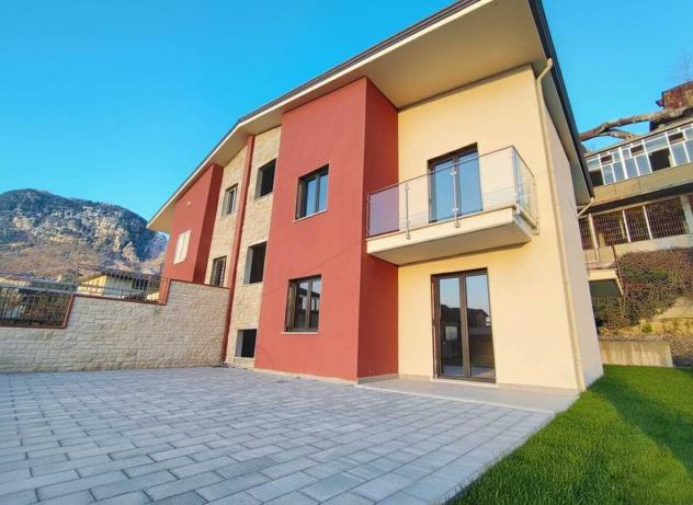 casa indipendente in vendita a Solofra