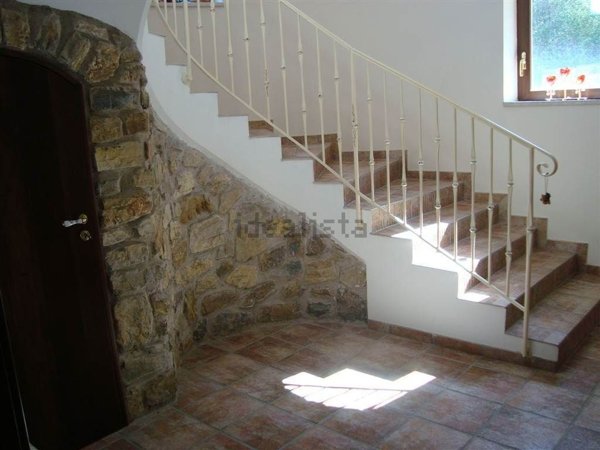 casa indipendente in vendita a Solofra