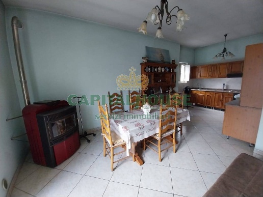 casa indipendente in vendita a Solofra