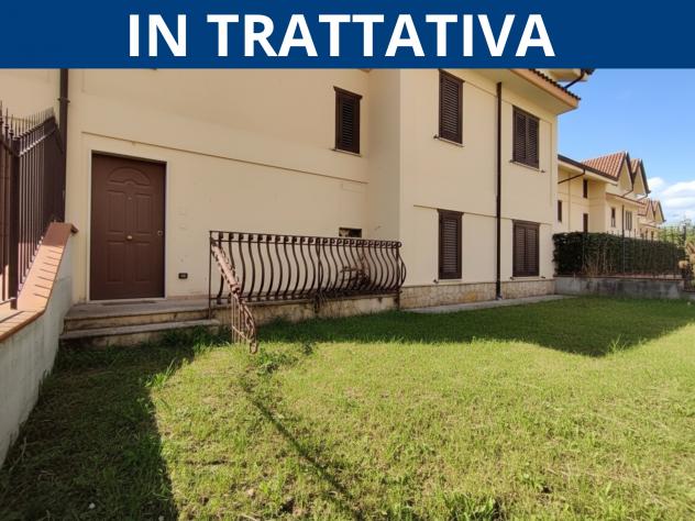 casa indipendente in vendita a Solofra