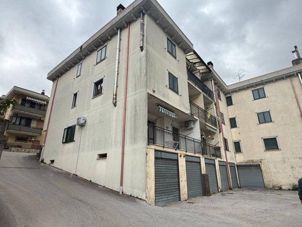 appartamento in vendita a Solofra