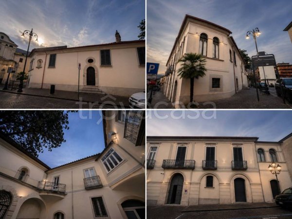 casa indipendente in vendita a Solofra