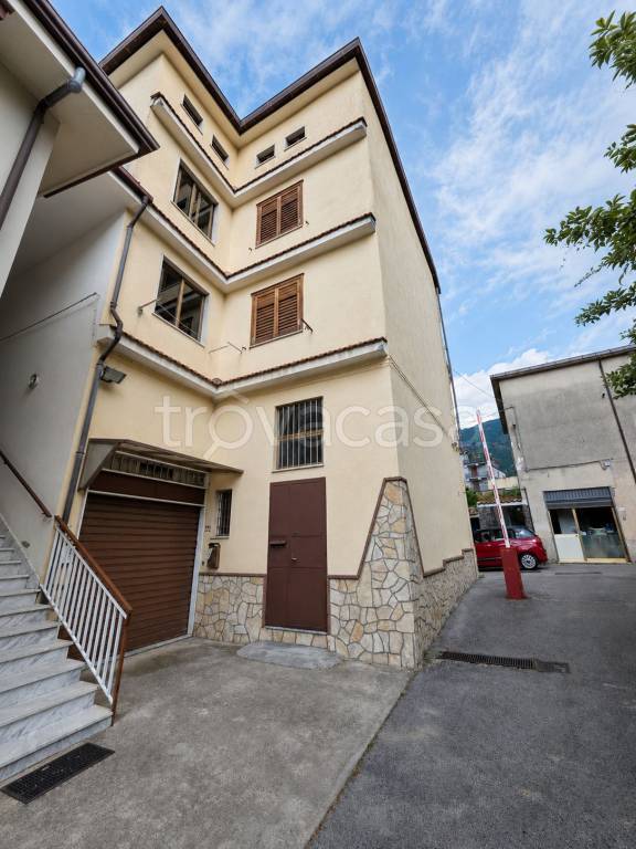 appartamento in vendita a Solofra