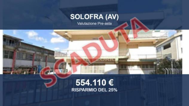 locale commerciale in vendita a Solofra