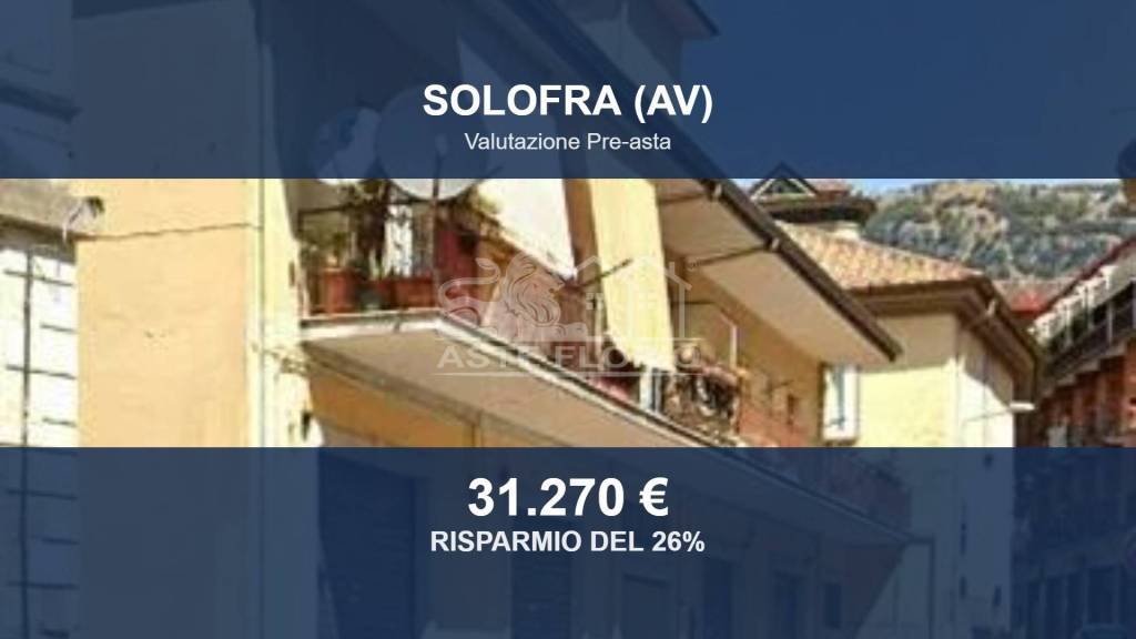 locale commerciale in vendita a Solofra