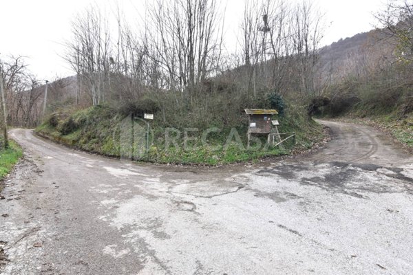 terreno agricolo in vendita a Sorbo Serpico