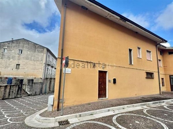 casa semindipendente in vendita a Sorbo Serpico
