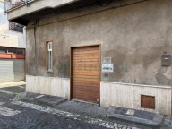 locale commerciale in vendita a Sperone