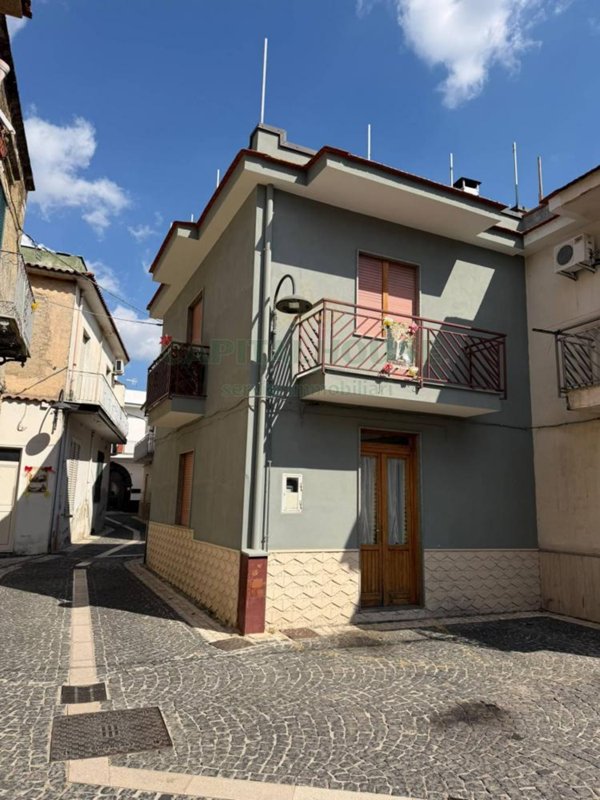 appartamento in vendita a Sperone