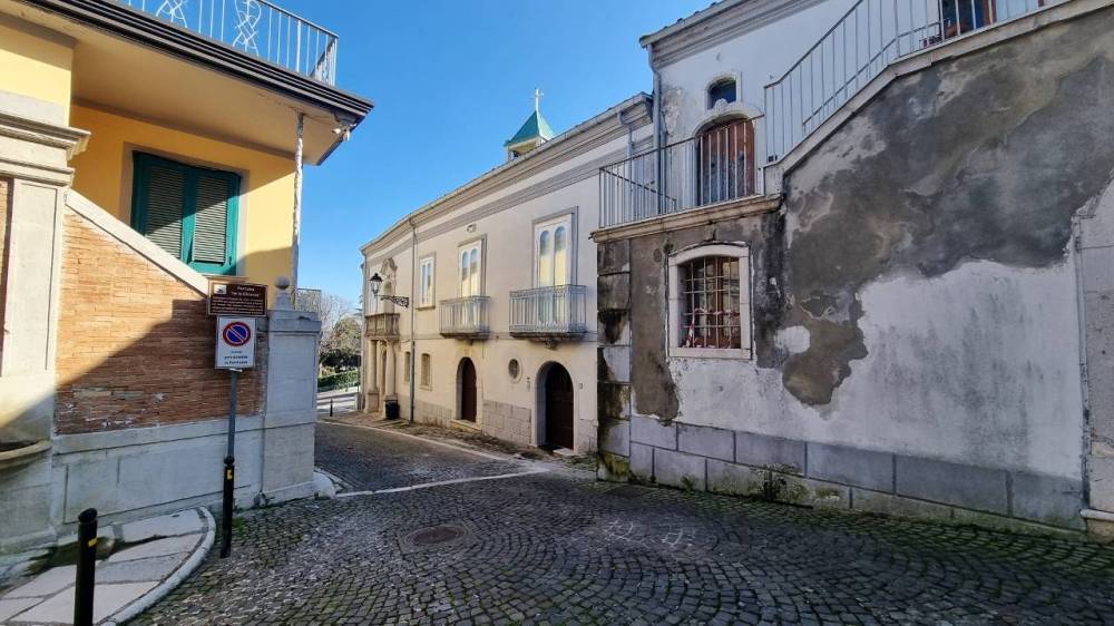 casa indipendente in vendita a Sturno