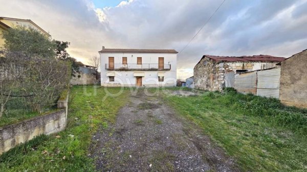 casa indipendente in vendita a Sturno