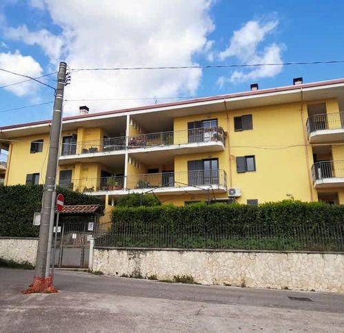 appartamento in vendita a Summonte in zona Starze