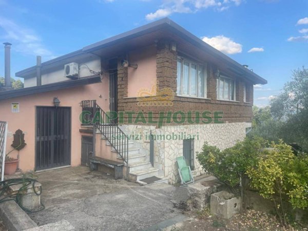 casa indipendente in vendita a Summonte