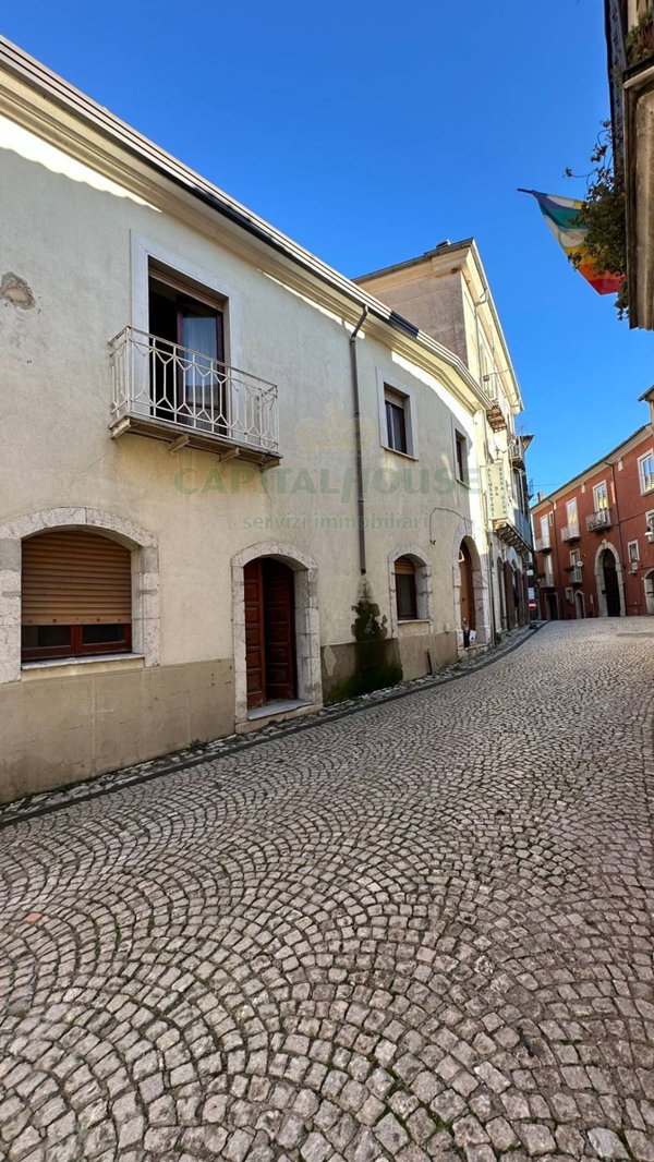 casa indipendente in vendita a Summonte