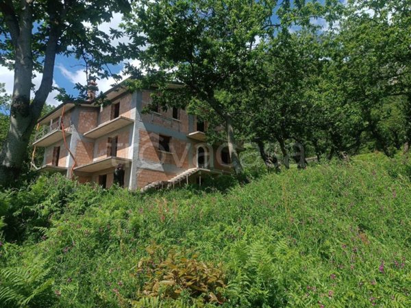 casa indipendente in vendita a Summonte