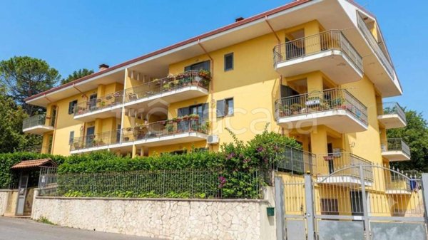 appartamento in vendita a Summonte in zona Starze