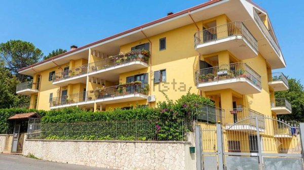 appartamento in vendita a Summonte in zona Starze
