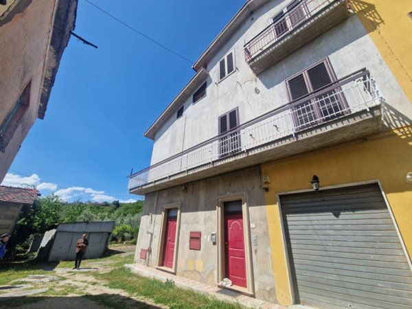 casa indipendente in vendita a Summonte in zona Starze