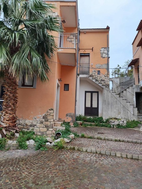 appartamento in vendita a Taurano