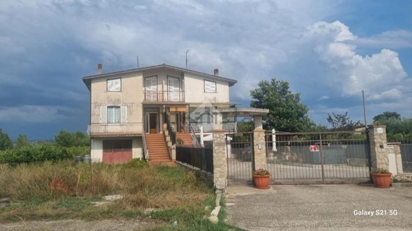 casa indipendente in vendita a Taurasi