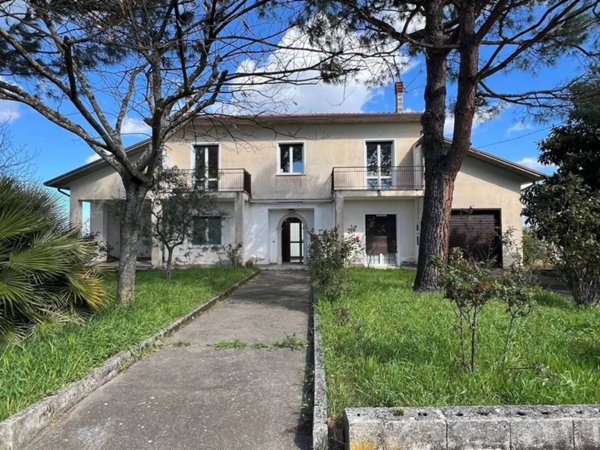 casa indipendente in vendita a Taurasi