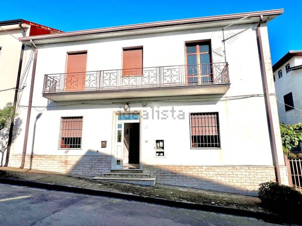 casa indipendente in vendita a Taurasi