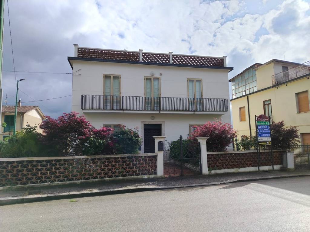 casa indipendente in vendita a Taurasi