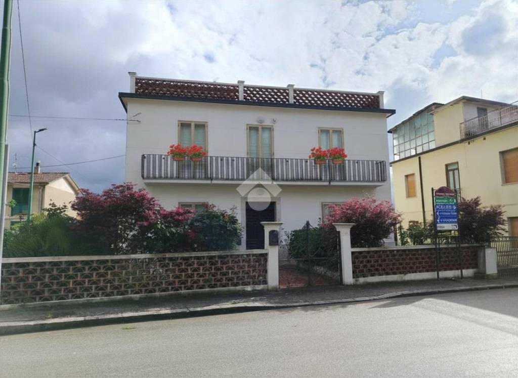casa indipendente in vendita a Taurasi