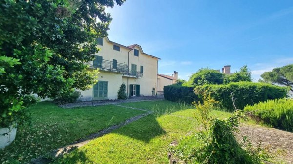 casa indipendente in vendita a Torella dei Lombardi
