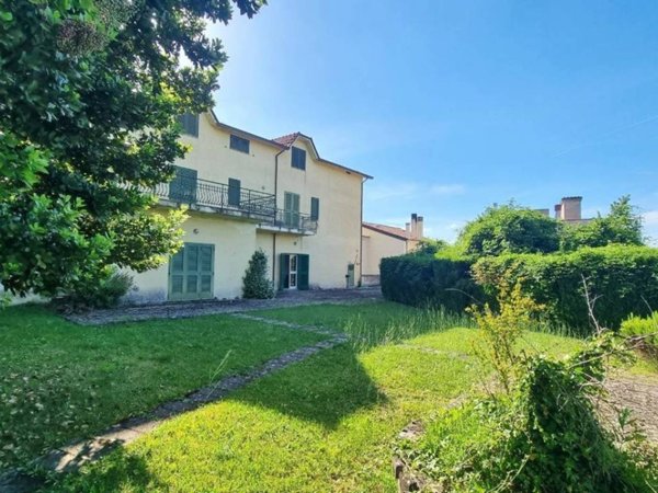 casa indipendente in vendita a Torella dei Lombardi