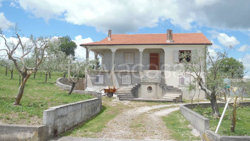casa indipendente in vendita a Torella dei Lombardi