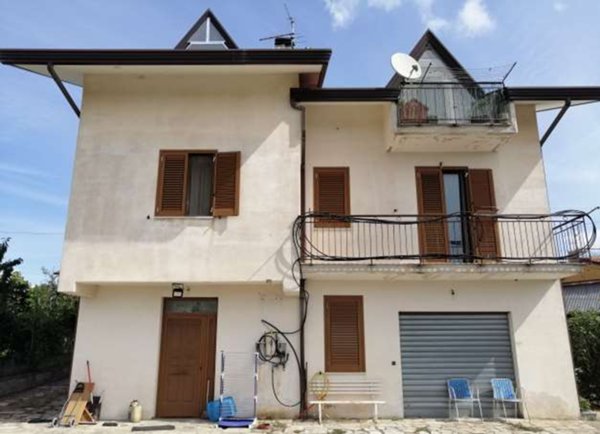 casa indipendente in vendita a Torella dei Lombardi