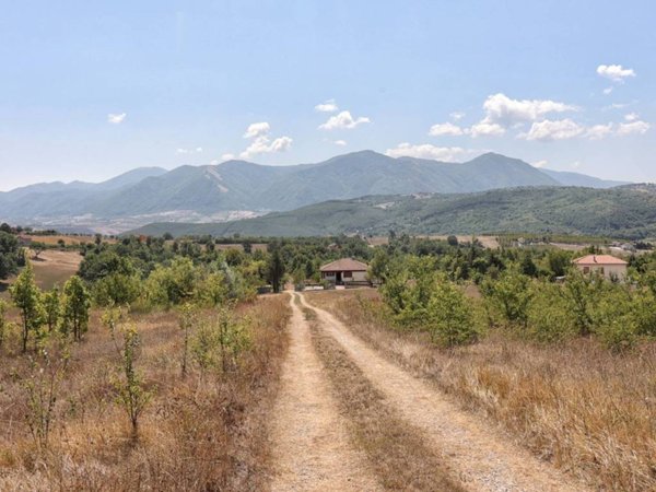 casa indipendente in vendita a Torella dei Lombardi