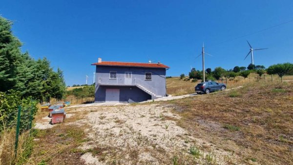 casa indipendente in vendita a Torella dei Lombardi
