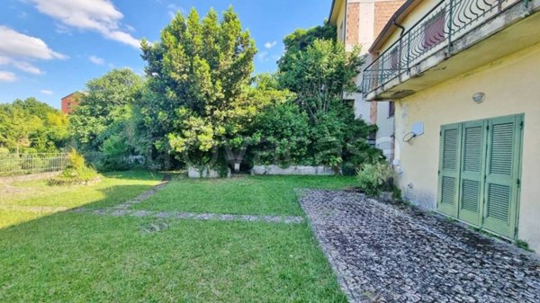 casa indipendente in vendita a Torella dei Lombardi