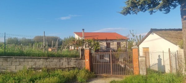 casa indipendente in vendita a Torella dei Lombardi