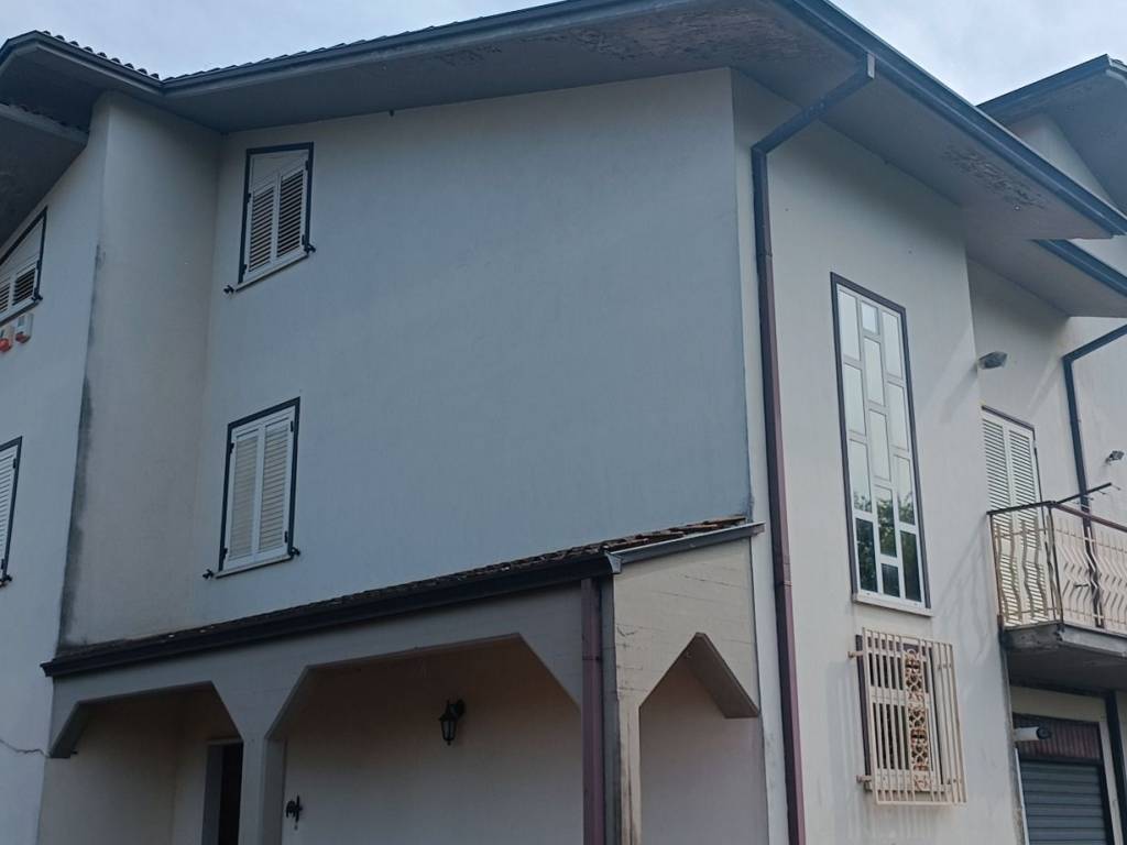 casa indipendente in vendita a Torre Le Nocelle