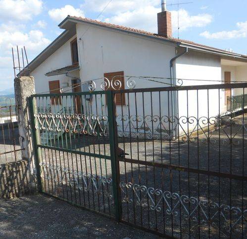 casa indipendente in vendita a Torre Le Nocelle