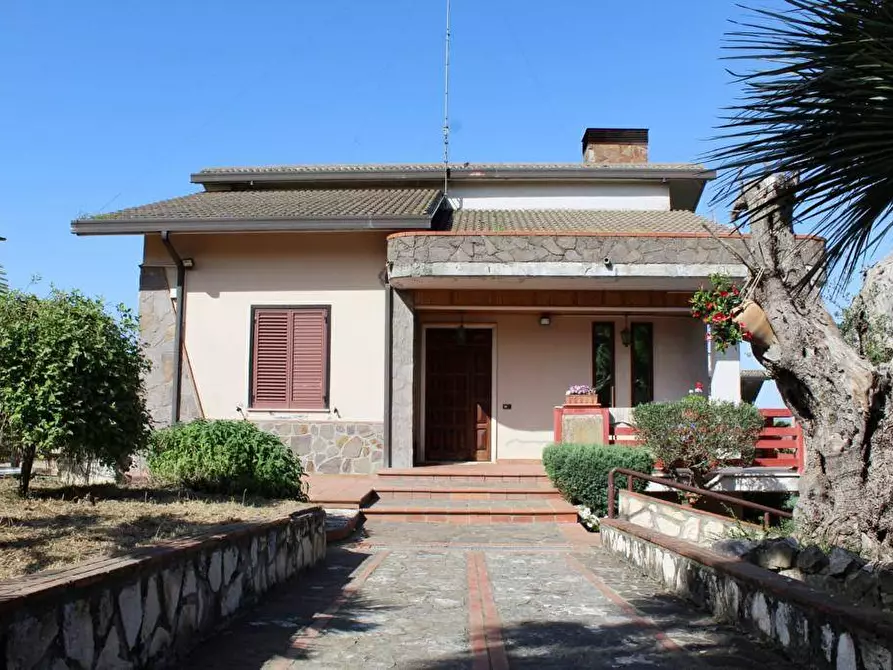 casa indipendente in vendita a Torre Le Nocelle