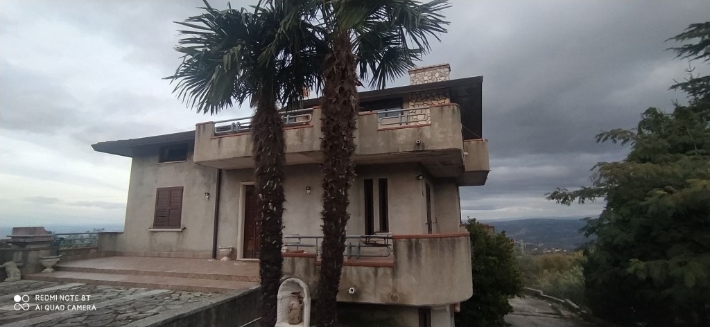 casa indipendente in vendita a Torre Le Nocelle