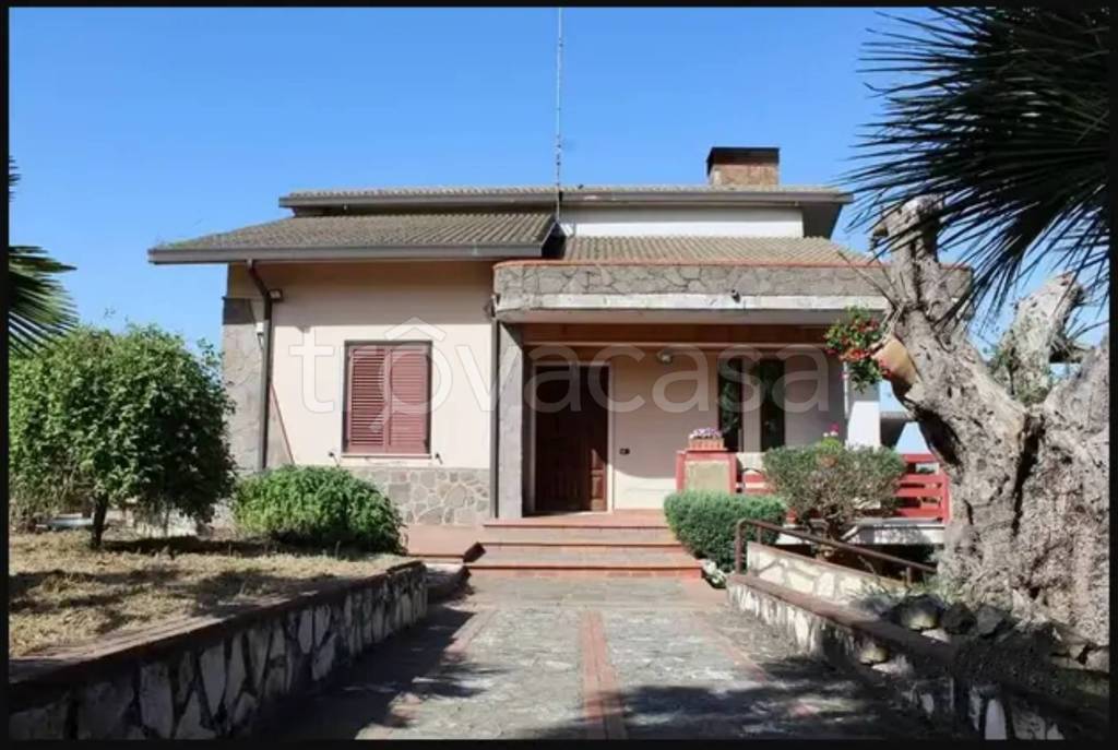 casa indipendente in vendita a Torre Le Nocelle