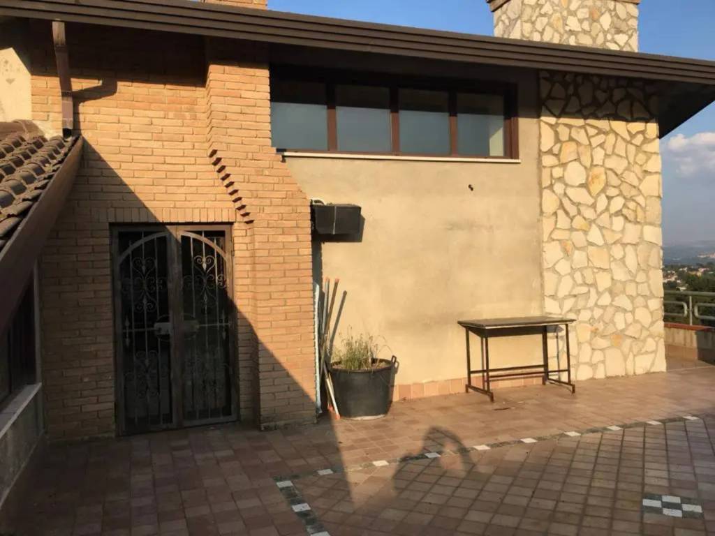 casa indipendente in vendita a Torre Le Nocelle