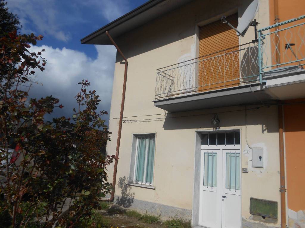 casa indipendente in vendita a Torre Le Nocelle