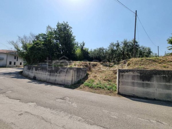 terreno agricolo in vendita a Torre Le Nocelle