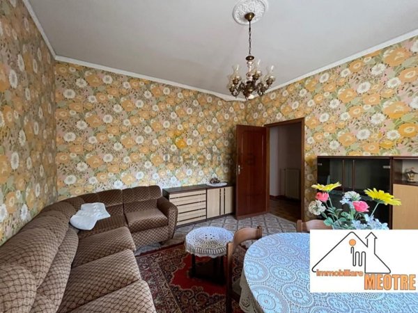 casa indipendente in vendita a Torre Le Nocelle