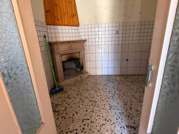 casa indipendente in vendita a Torre Le Nocelle