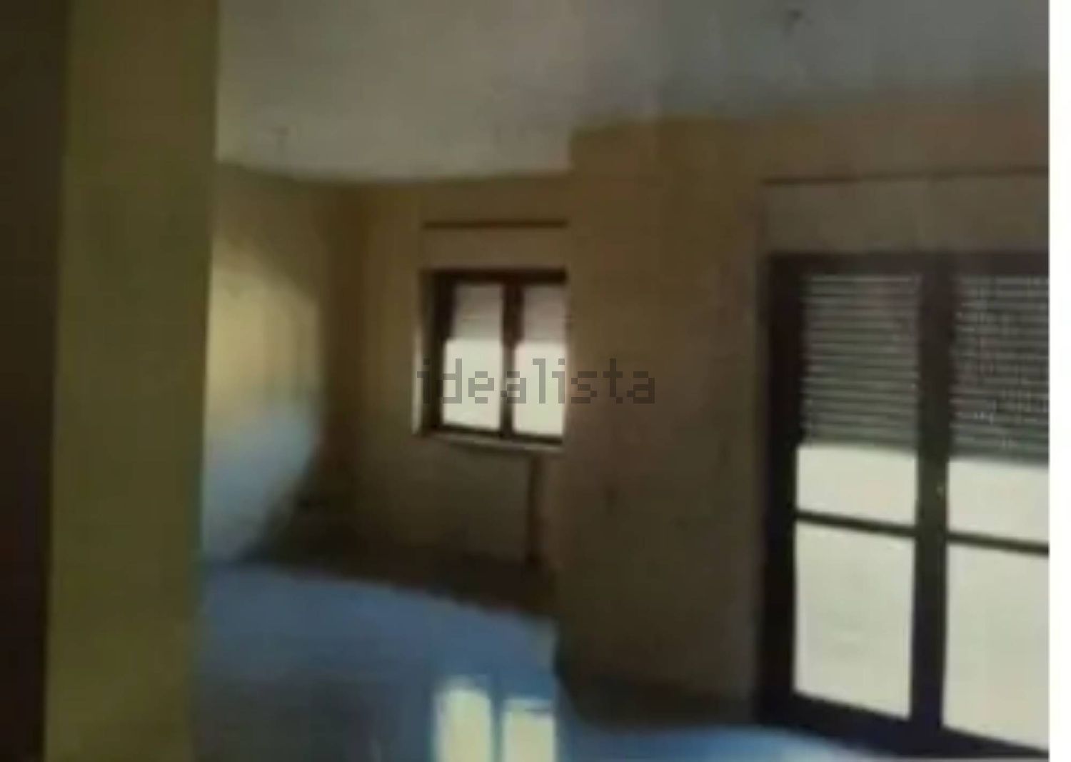casa indipendente in vendita a Tufo